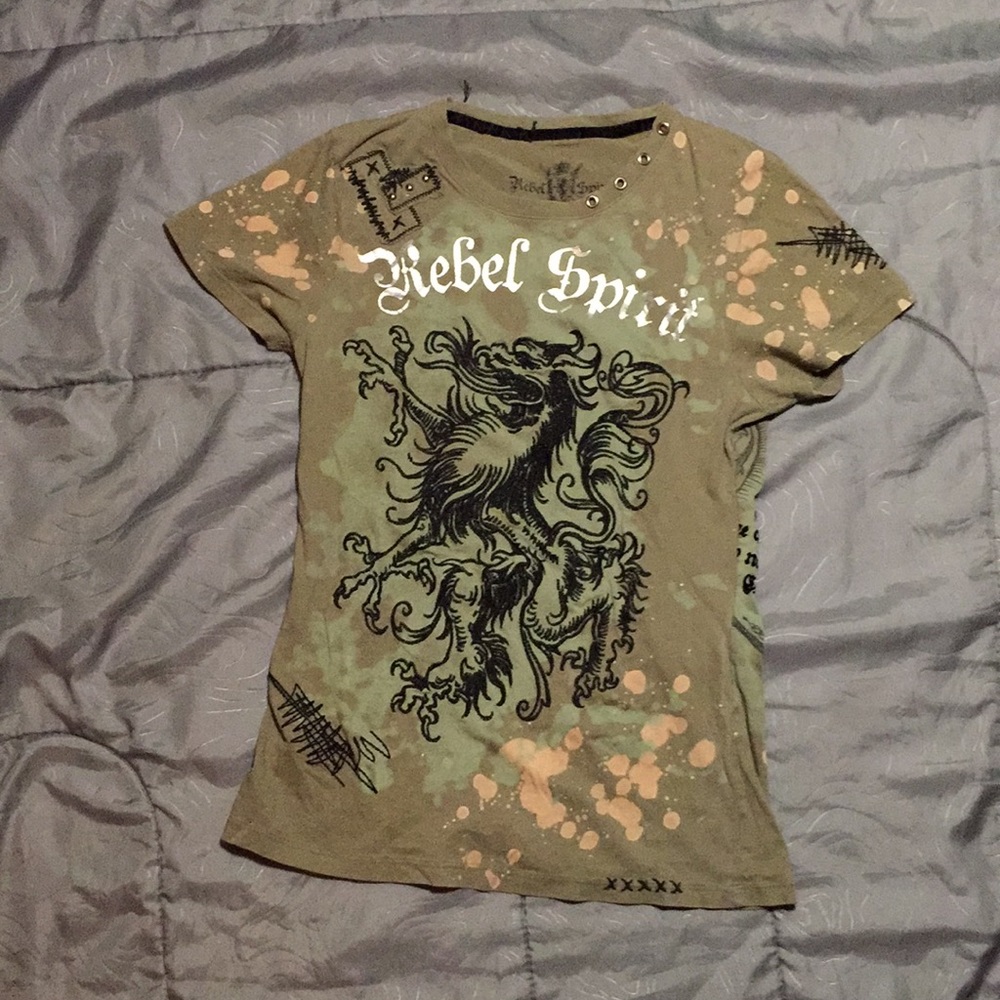 Rebel Spirit Embroidered Griffin Lion T-shirt